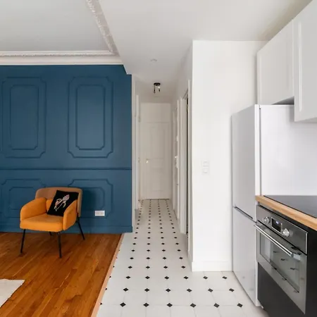 Apartament Charming Parisian Flat Near Eiffel Tower Paryż