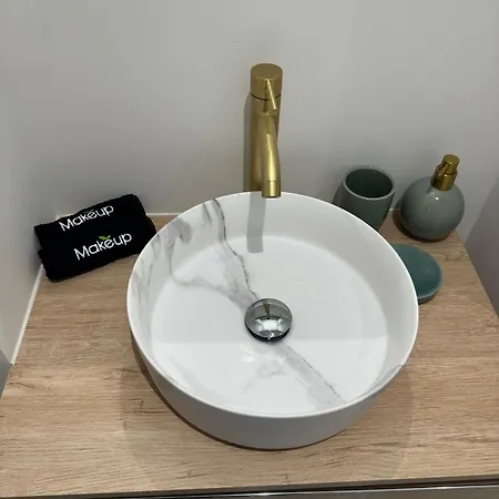 Charming Parisian Flat Near Eiffel Tower * Paryż