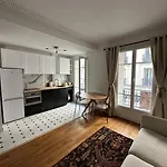 Apartmán Charming Parisian Flat Near Eiffel Tower Paříž