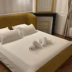 Charming Parisian Flat Near Eiffel Tower * Paříž