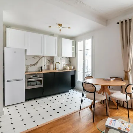 Charming Parisian Flat Near Eiffel Tower Paříž