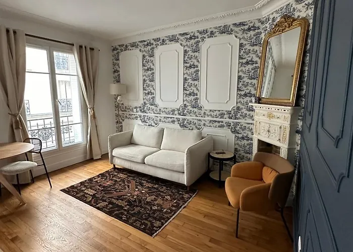 Charming Parisian Flat Near Eiffel Tower Paris