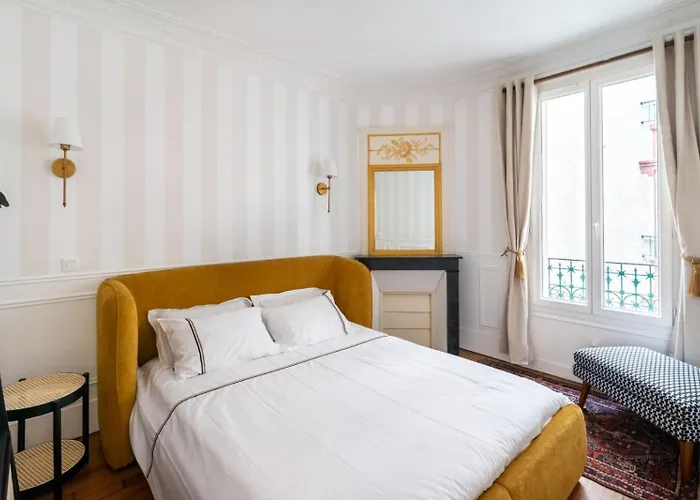 Charming Parisian Flat Near Eiffel Tower Lägenhet Paris
